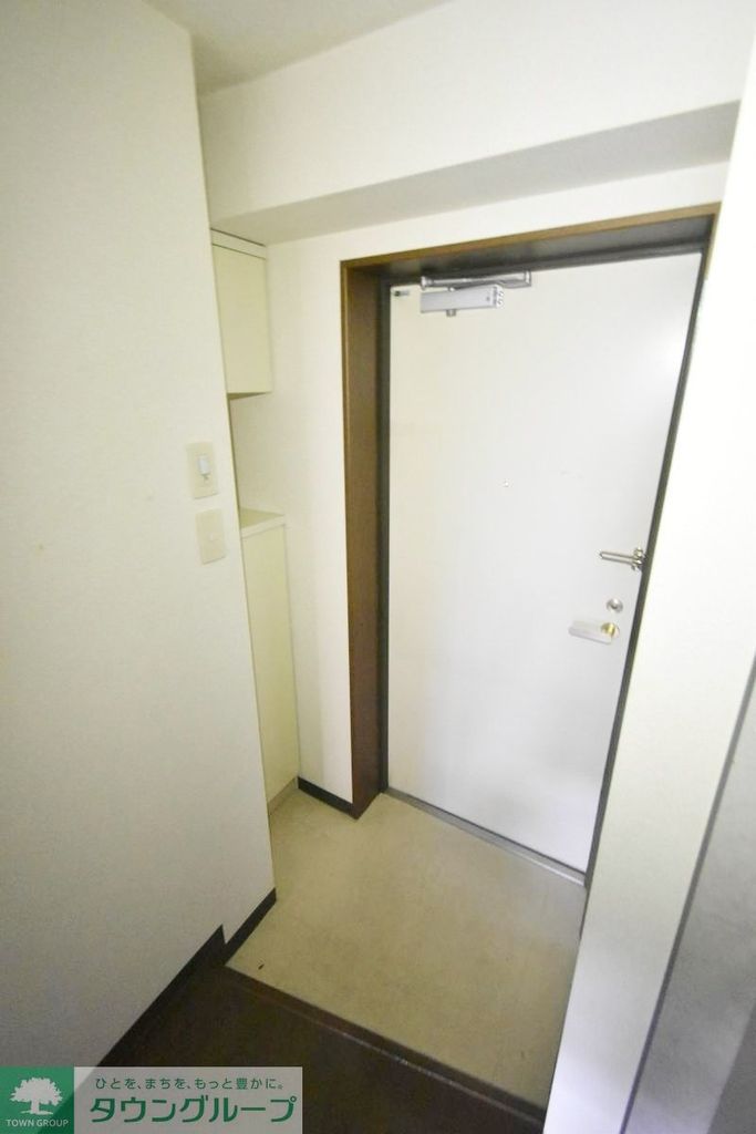 玄関　★お問い合わせはタウンハウジング町田店まで★