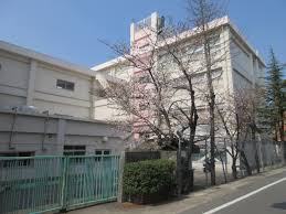 小学校　伊丹市立桜台小学校（小学校）まで1249m