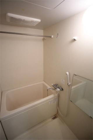 バス・シャワールーム　別タイプ部屋　参考写真です