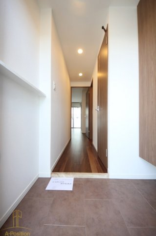 玄関　NORTH VILAGE 伍番館