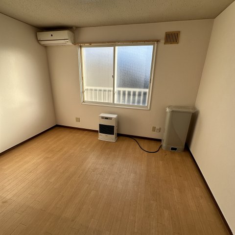 居室・リビング　ゆったりとした居間です