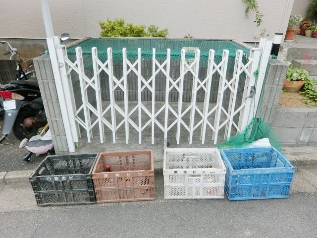 その他共有部分　敷地内に専用のごみ置き場があります