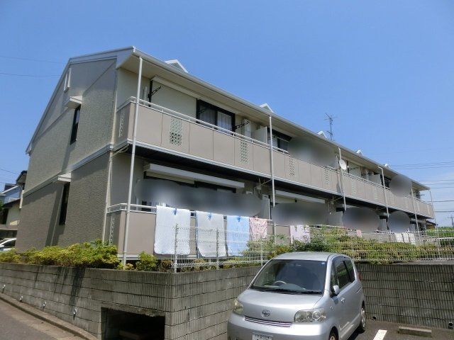 建物外観　静かな環境にあるアパートです。