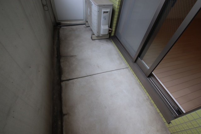 バルコニー　※別室の参考写真の為、現況優先です。