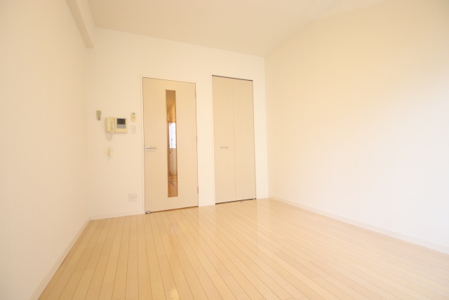 居室・リビング　※別室の参考写真の為、現況優先です。