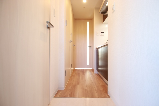 玄関　※別室の参考写真の為、現況優先です。