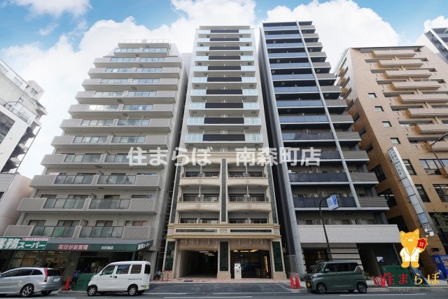 建物外観　「見ないで終わるには、惜しすぎる。」