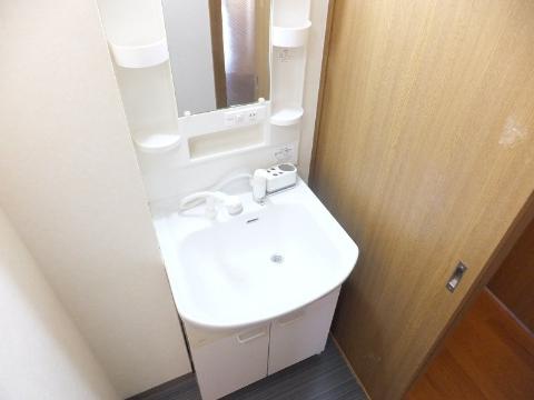 洗面設備　洗髪洗面化粧台