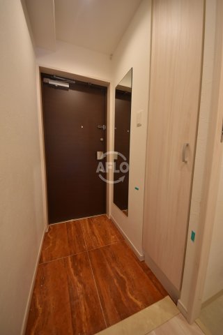 玄関　B-PROUD天満橋　玄関