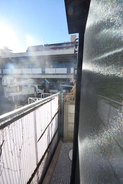 バルコニー　バルコニー