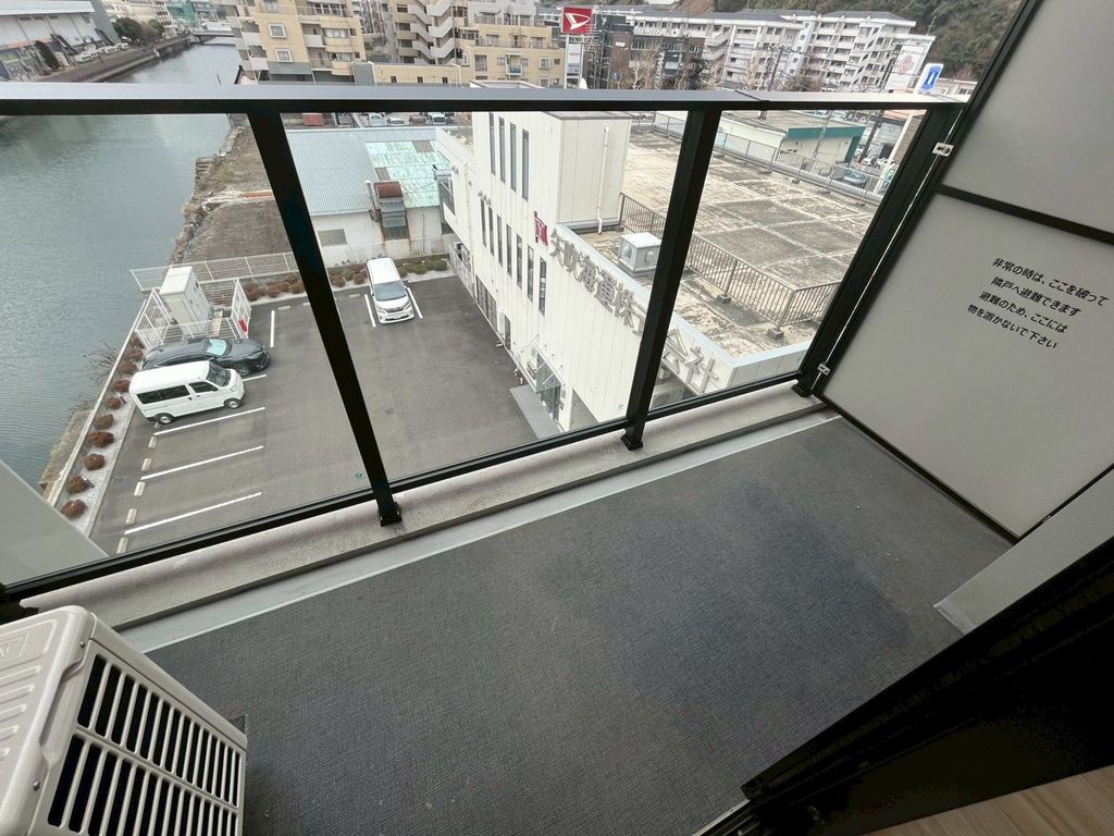 バルコニー　バルコニー