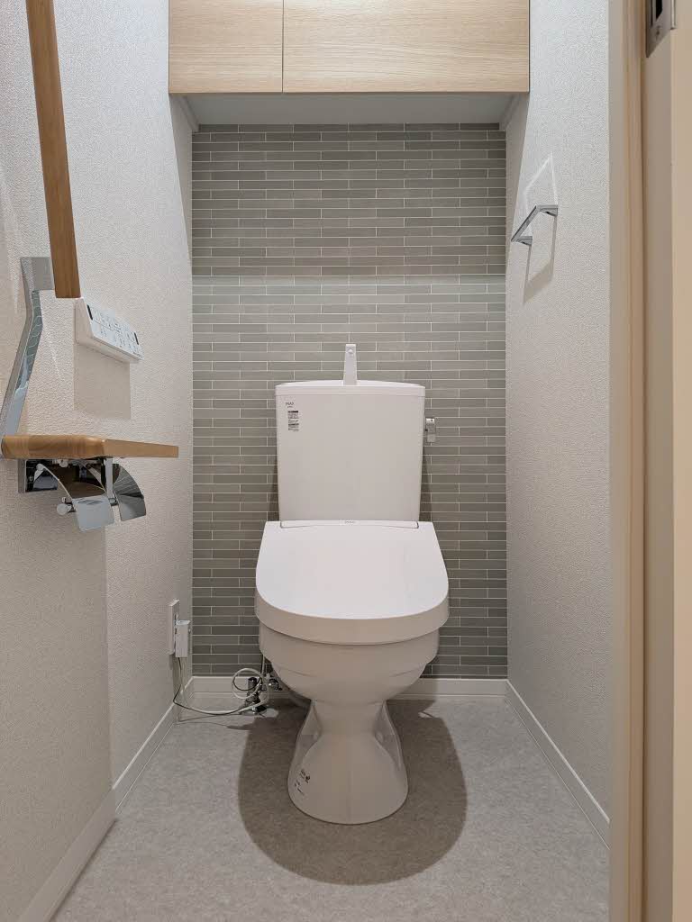 ＪＲ山陽本線 岡山駅 徒歩14分 3階建 築1年のトイレ写真