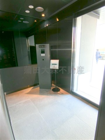 エントランス　防犯カメラTVモニター付オートロック宅配BOXメールBOX管