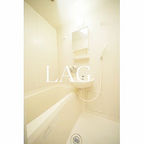 バス・シャワールーム　お風呂です。