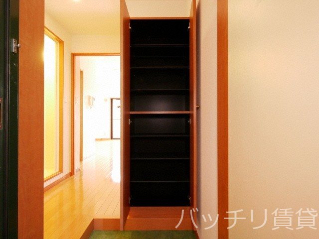 その他共有部分　同型タイプの為現状優先