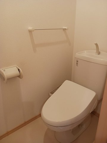 トイレ　トイレもきれいです