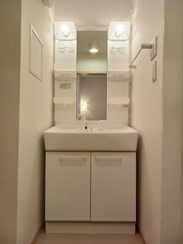 洗面設備　広い洗面スペース