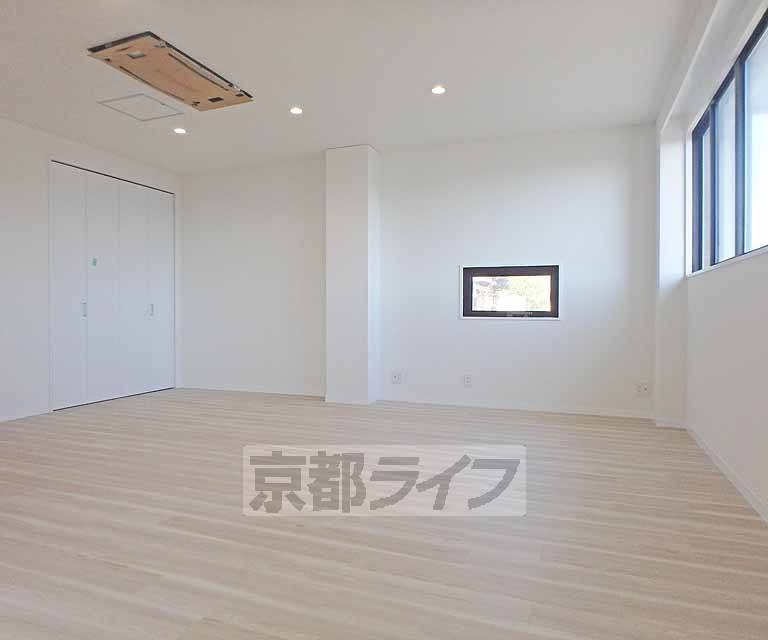 居室・リビング　閑静な住宅街に建つお洒落な内装の２ＬＤＫです。