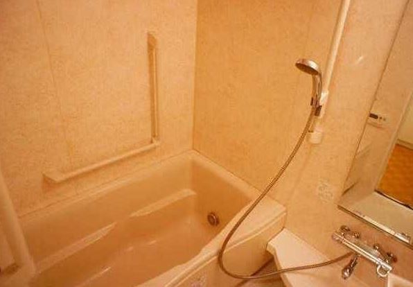 バス・シャワールーム　ゆったり過ごせるお風呂です