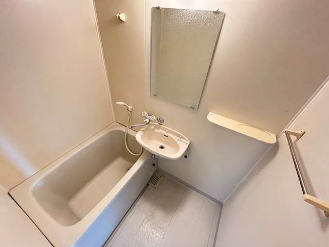 バス・シャワールーム　別号室