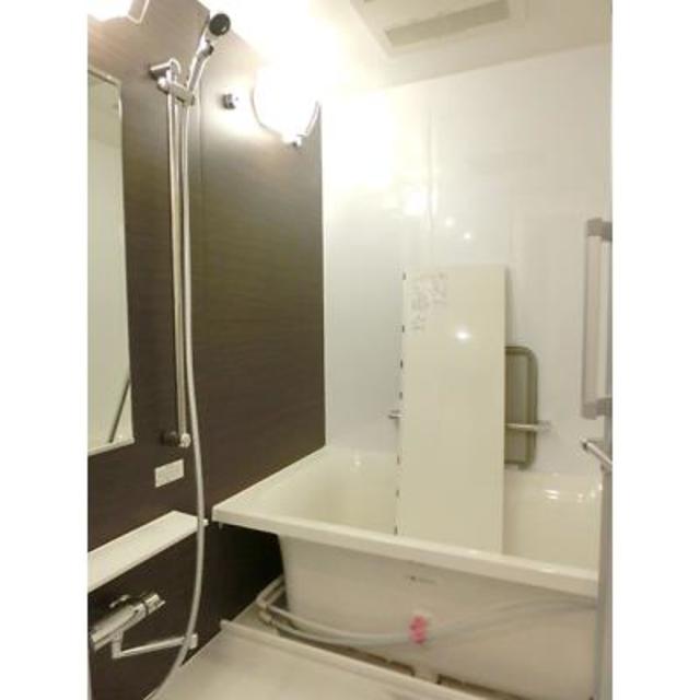 バス・シャワールーム　※写真は同タイプ住戸です。