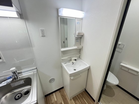 洗面設備　※別部屋の写真です