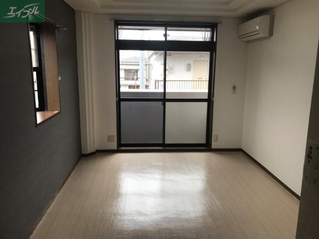 居室・リビング　洋室