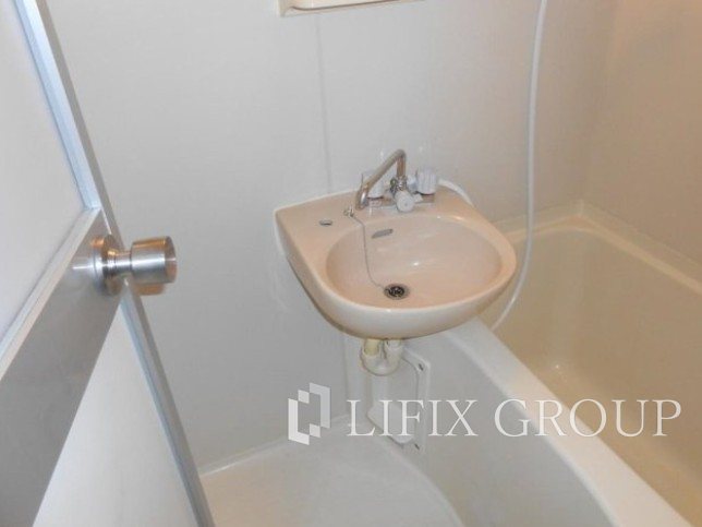 バス・シャワールーム　風呂