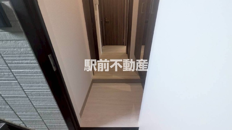 玄関　同建物別部屋
