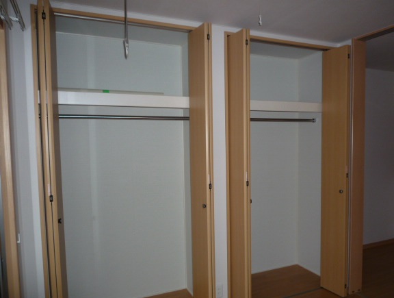 収納　「ハンガーパイプ付きのクローゼット」