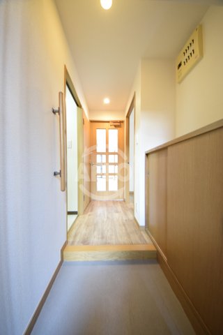 玄関　GATHERIA　PACE　洋室