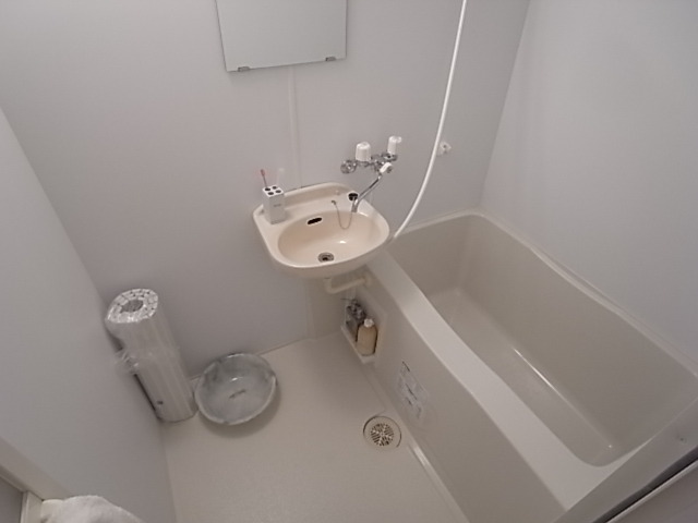 バス・シャワールーム　バスルーム