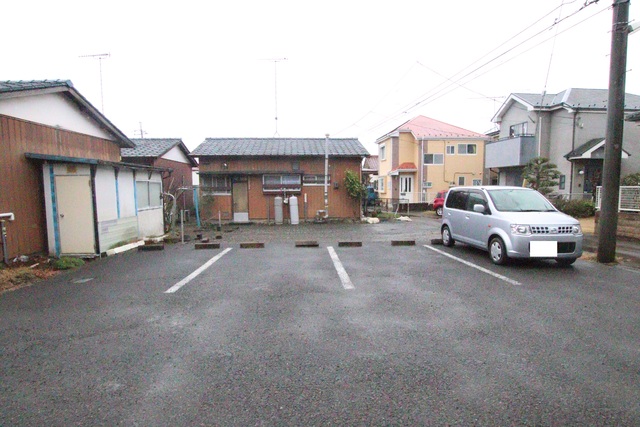 駐車場　駐車場（要空確認）