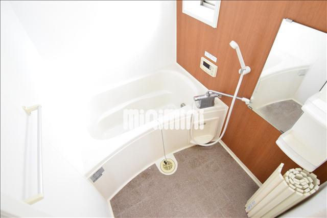 バス・シャワールーム　追い焚き機能付き