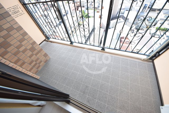 バルコニー　Luxe玉造II　バルコニー