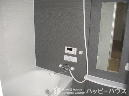 バス・シャワールーム　※別部屋のため、参考画像です。