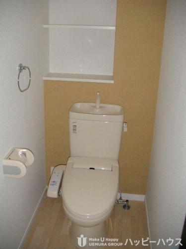 トイレ　※別部屋のため、参考画像です。