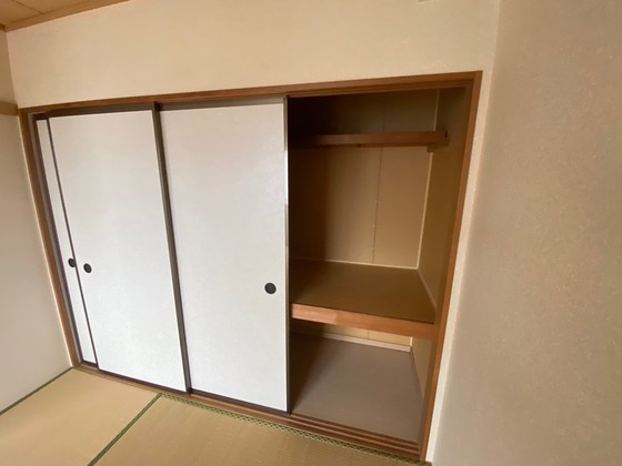 収納　※他の号室の写真になります。