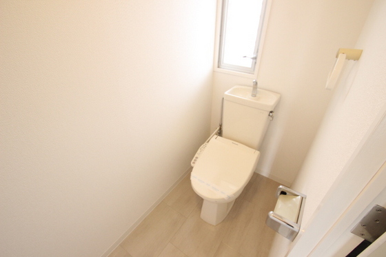 トイレ　※別部屋の写真です