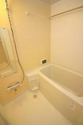 バス・シャワールーム　【アーバネックス北堀江II】落ち着いた空間のお風呂です