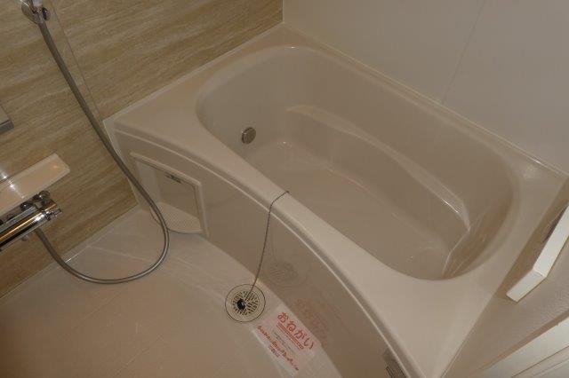 バス・シャワールーム　追い炊き付き