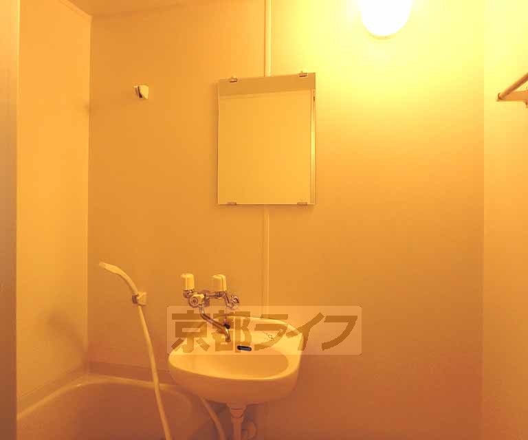 洗面設備　洗面台です。