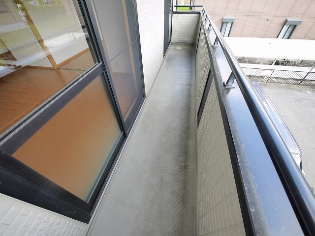 バルコニー　落ち着いた時間を過ごせるバルコニーです