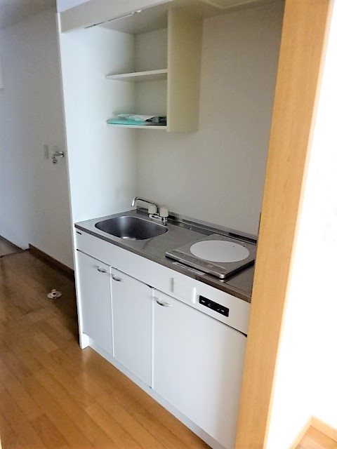 キッチン　※写真は別部屋のものです。（参考）