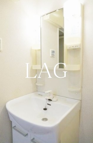 洗面設備　独立洗面台です。