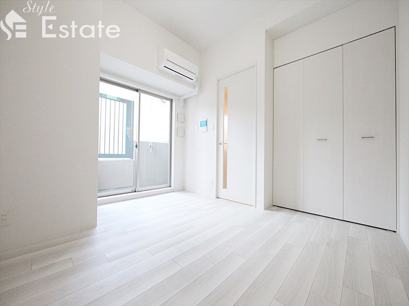 居室・リビング　内装