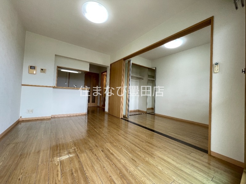 居室・リビング　別部屋写真