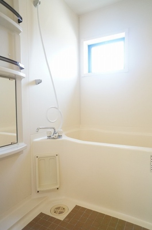 バス・シャワールーム　図面と現状に相違がある場合には現状を優先