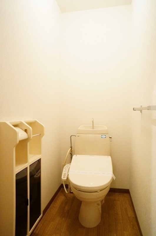 トイレ　図面と現状に相違がある場合には現状を優先