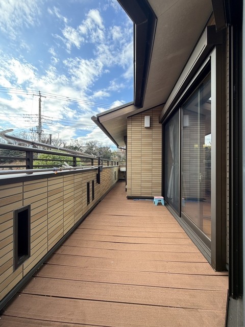 バルコニー　家具・家電は賃貸には含まれません